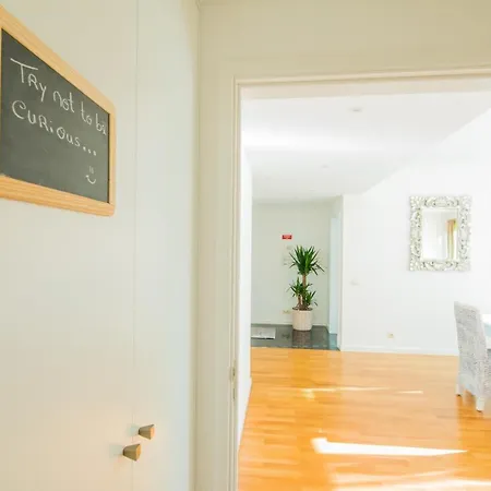 Apartment Rodamar Penthouse, By Pausa Funchal (Madeira)