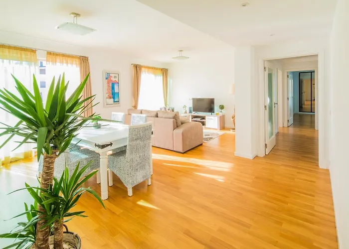 Rodamar Penthouse * 丰沙尔